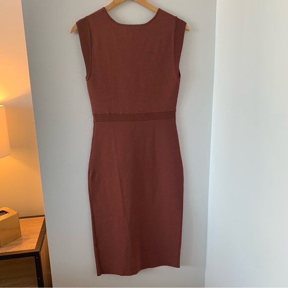 Aritzia Babaton Business Dress In Cider Gold Rust Color Size M Rare Find! - Picture 8 of 14